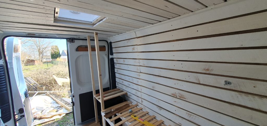 Holzverklung leicht, gebraucht Kreidefarbe weiß Camper, Kastenwagen ausbau, umbau zum Wohnmobil