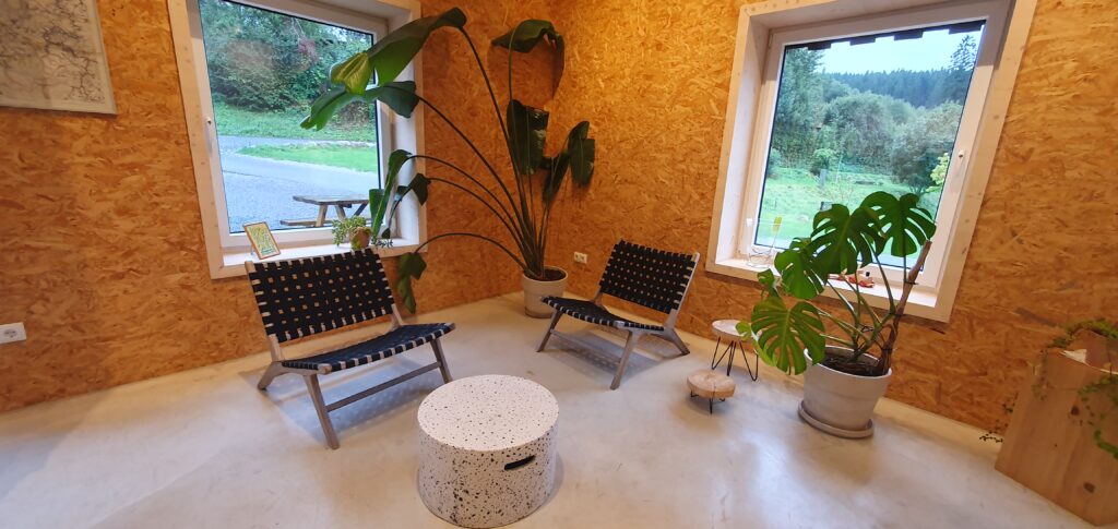 Camping Eifel. Wildbach Camping Hellenthal-Eifel 2026. Neuigkeiten für Camper 8 Innenansicht Rezeption Wildbach Camping